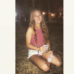 Meet your Posher, Bri